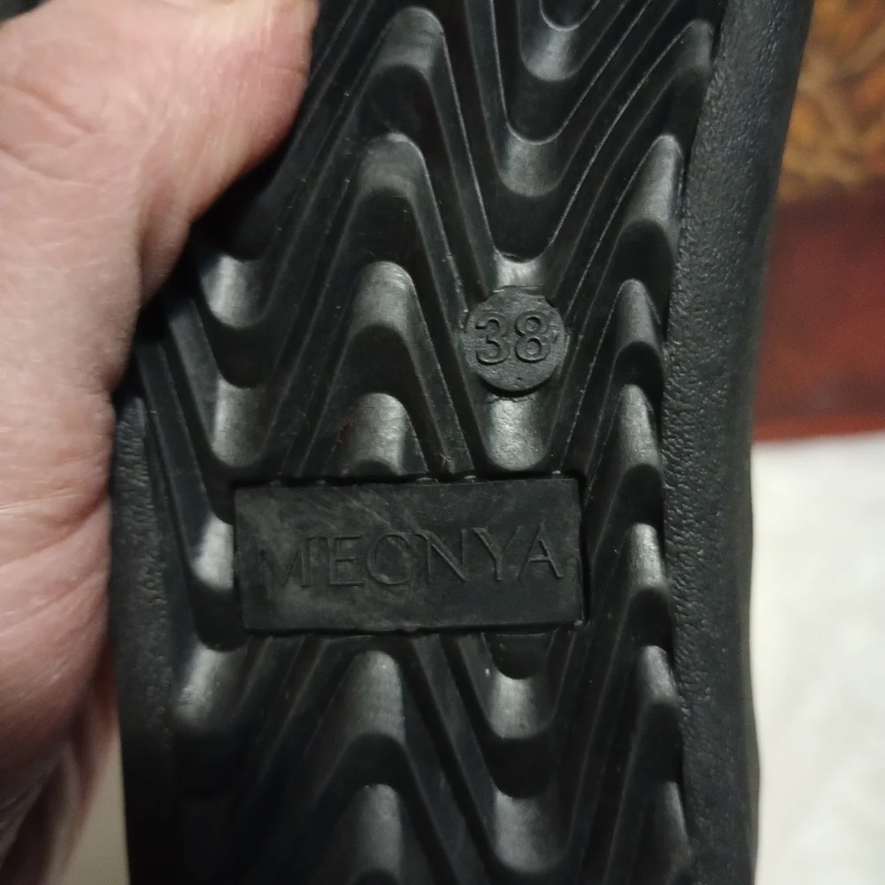 New condition sandals shoes for women size 7.5 - Picture 2 of 3